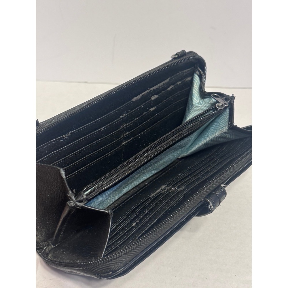 The Sak Iris Smartphone Wallet Black Leather - Picture 5 of 11